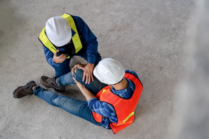 7 Red Flags When Hiring in Construction - Poor Safety Record. Construction worker injured because of an avoidable workplace accident